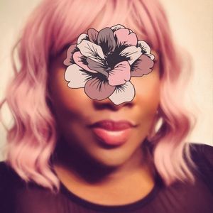 Meet your Posher, Ronnita